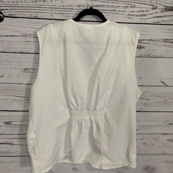 New without tags. "Landau" woman's nursing coat - Picture 3 of 8